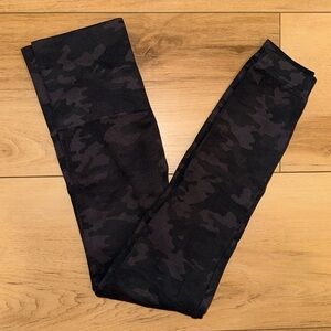 Spanx Camo Leggings Size Small